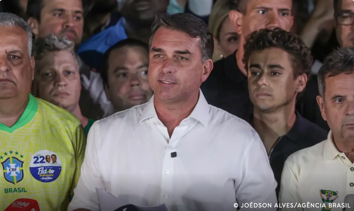 Capa de marca do RT Notícias para a editoria Política