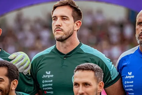 Jogador do ASA em campo